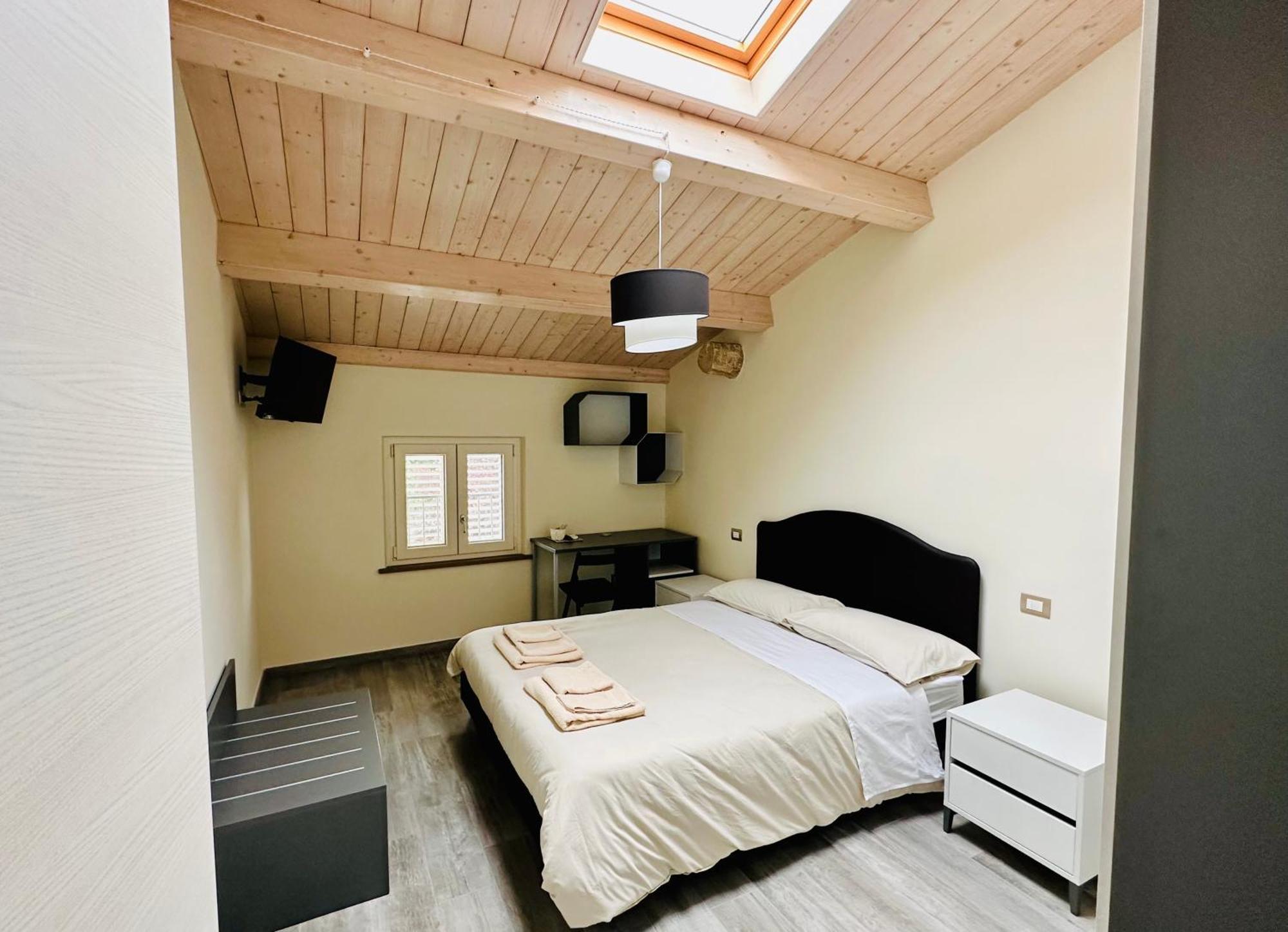 Locazione Turistica Rania Hotel Lucca Exterior foto